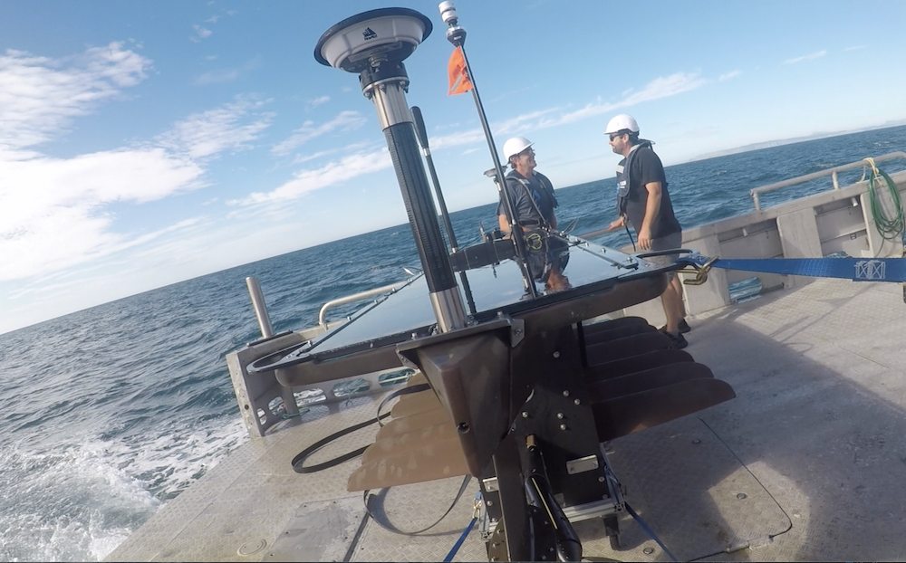 Lock Up the Stress or Release It? Using Seafloor Acoustic Measurements to Gain New Insights Into Plate Tectonics Off New Zealand
